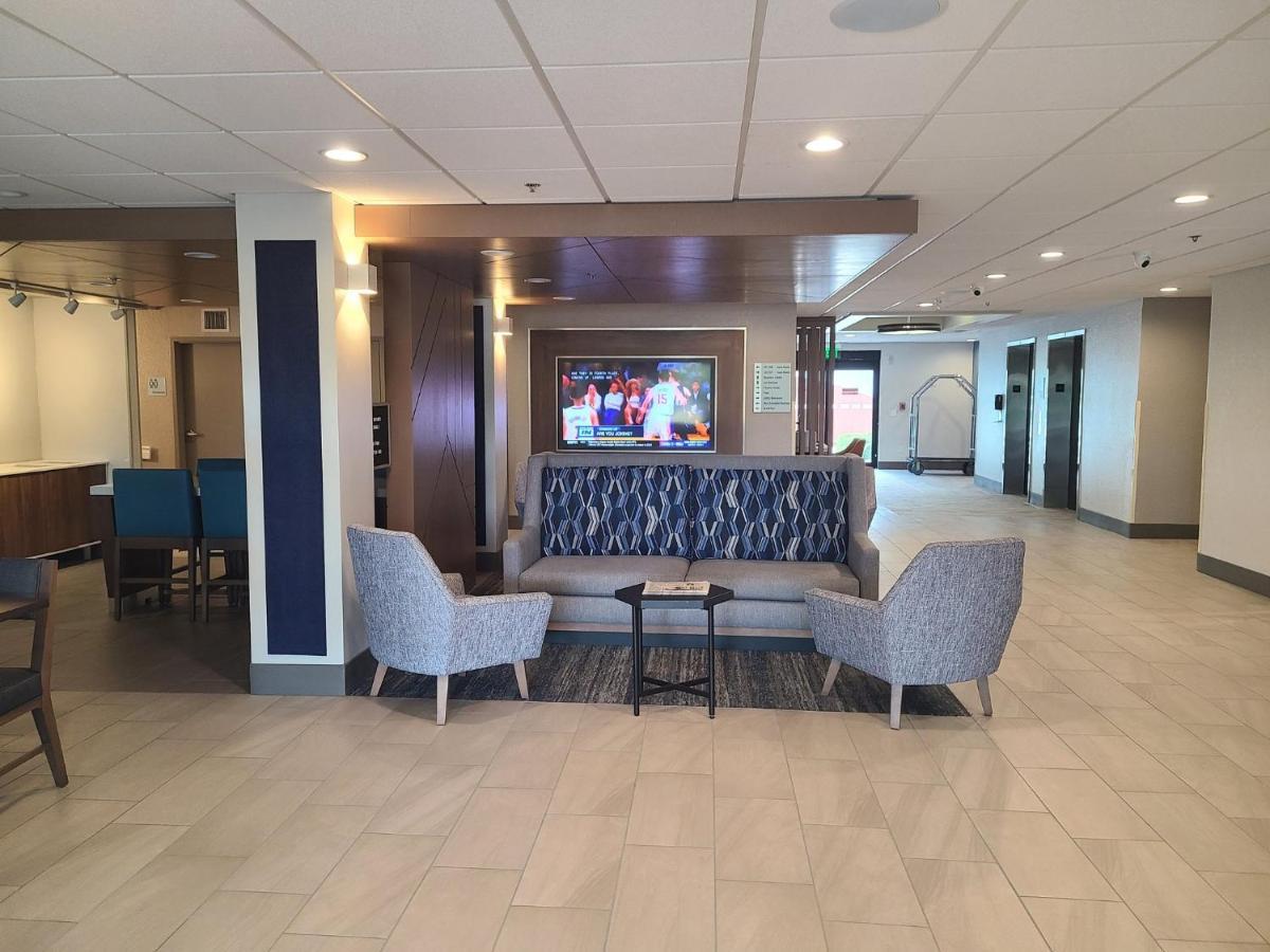 Holiday Inn Express Fort Lauderdale North - Executive Airport By Ihg Екстер'єр фото