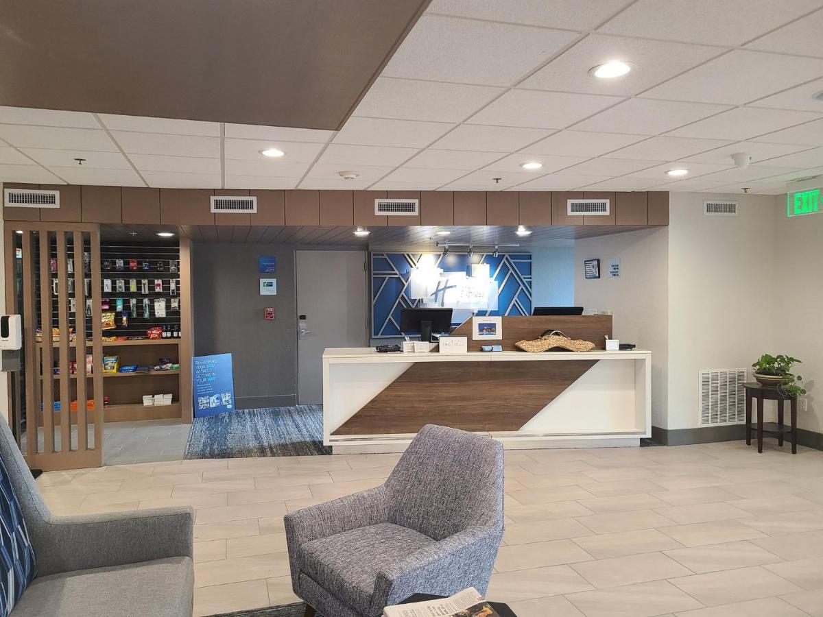 Holiday Inn Express Fort Lauderdale North - Executive Airport By Ihg Екстер'єр фото
