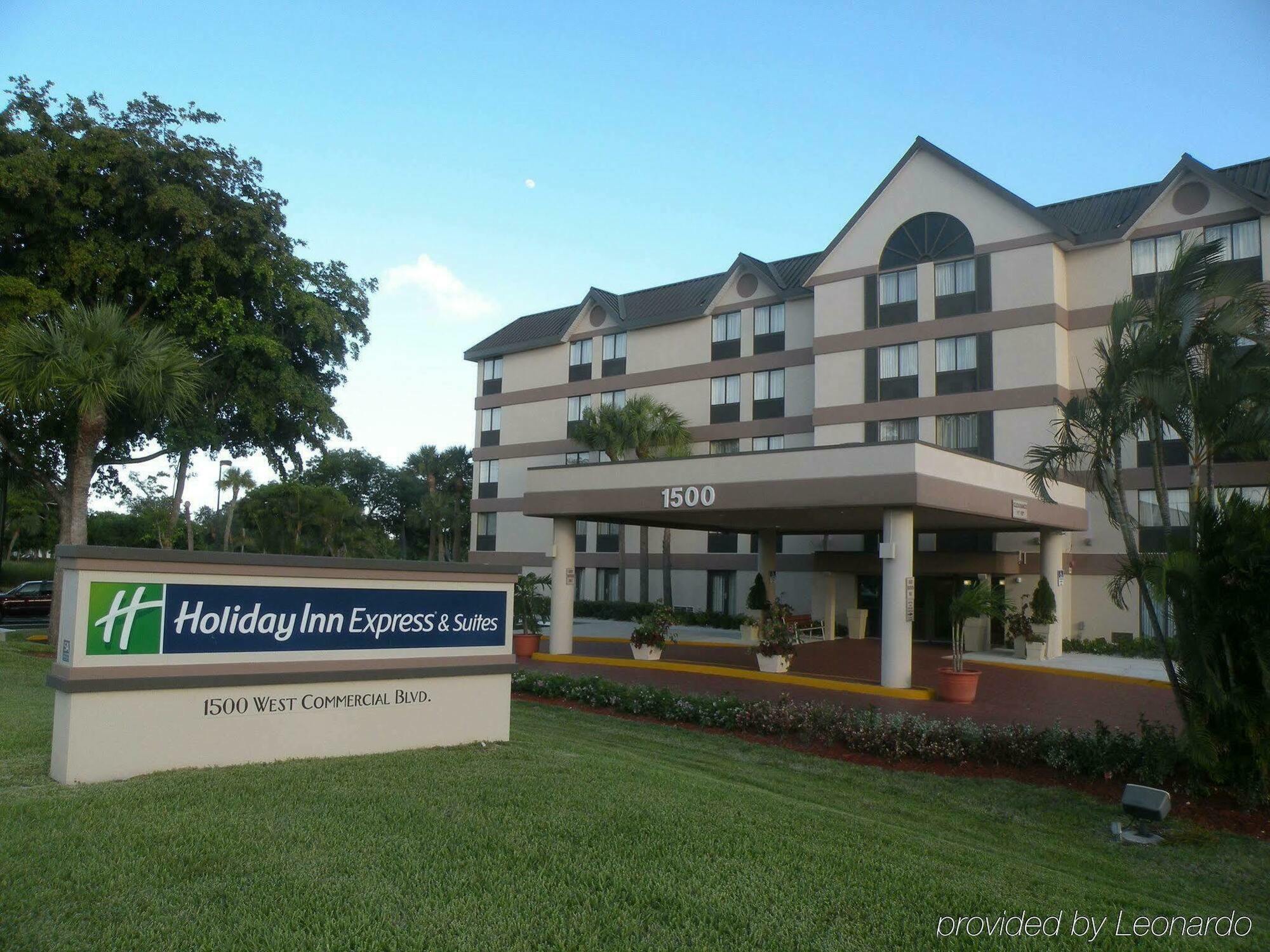 Holiday Inn Express Fort Lauderdale North - Executive Airport By Ihg Екстер'єр фото